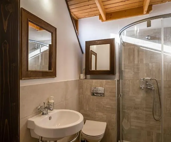 Birtok Royal Apartmanhaz Bed & Breakfast Tagyon