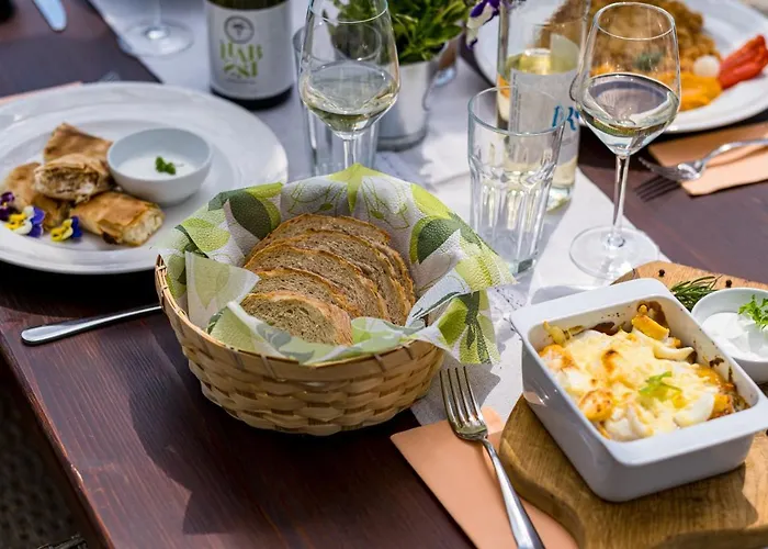 Birtok Royal Apartmanhaz Bed & Breakfast Tagyon